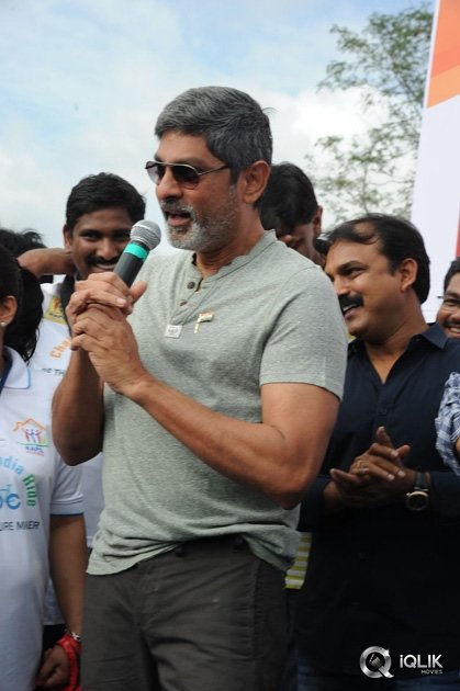 Srimanthudu-Movie-Team-at-HBC-Chak-De-India-Ride